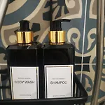 Rua Boutique Apartment